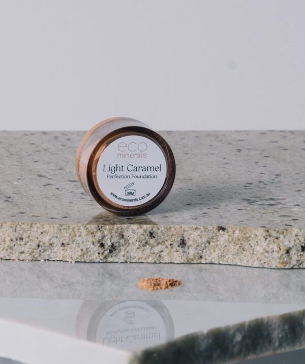 Australian Eco Minerals Perfection Dewy Mineral Foundation Powder Jar 5 G, Light Caramel