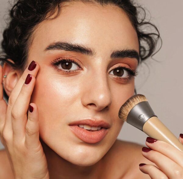 Eco Tools Wonder Cover Complexion Brush - Image 3