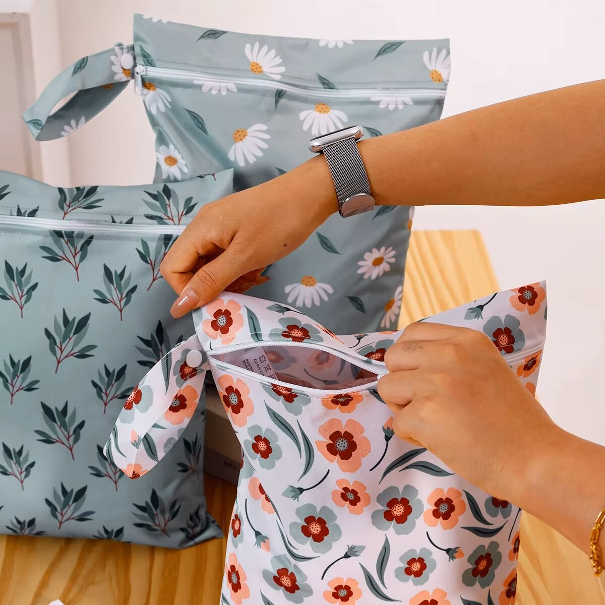 3PCS Waterproof and Reusable Wetbag - Convenient and Durable Solution for Storing Wet Items - Image 5